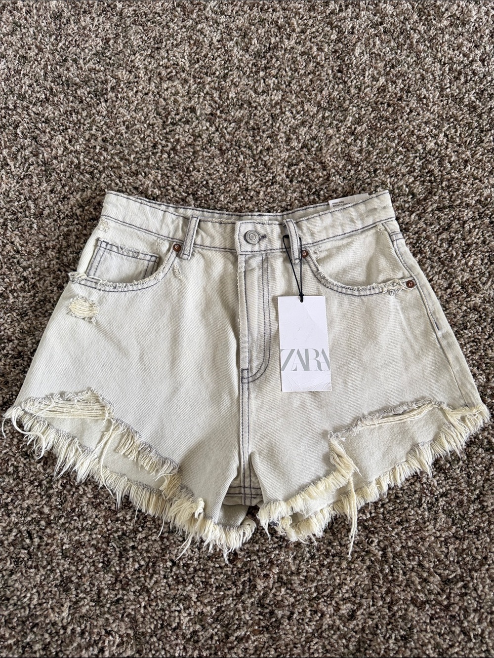 ZARA Cream High Rise Curved Denim Shorts